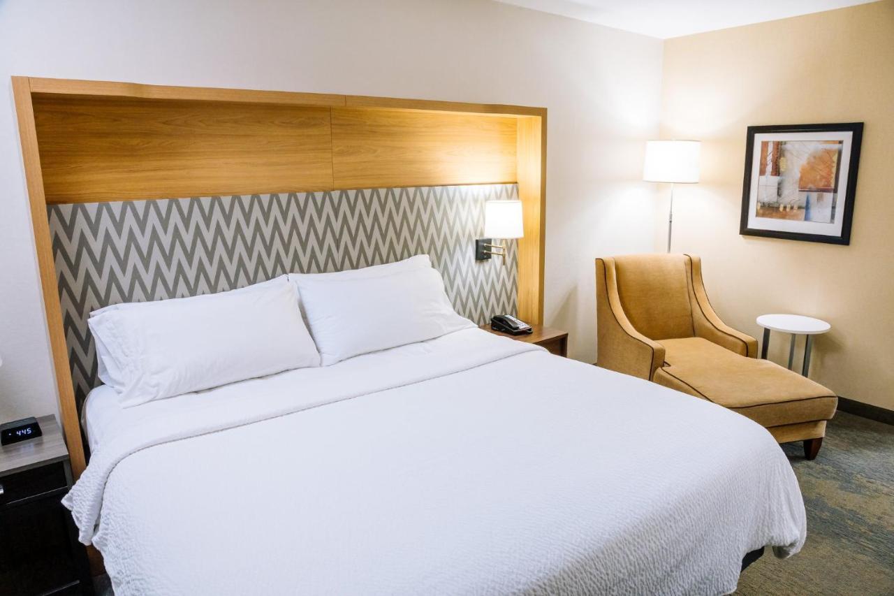 Holiday Inn Hotel & Suites Stockbridge-Atlanta I-75 By Ihg Bagian luar foto
