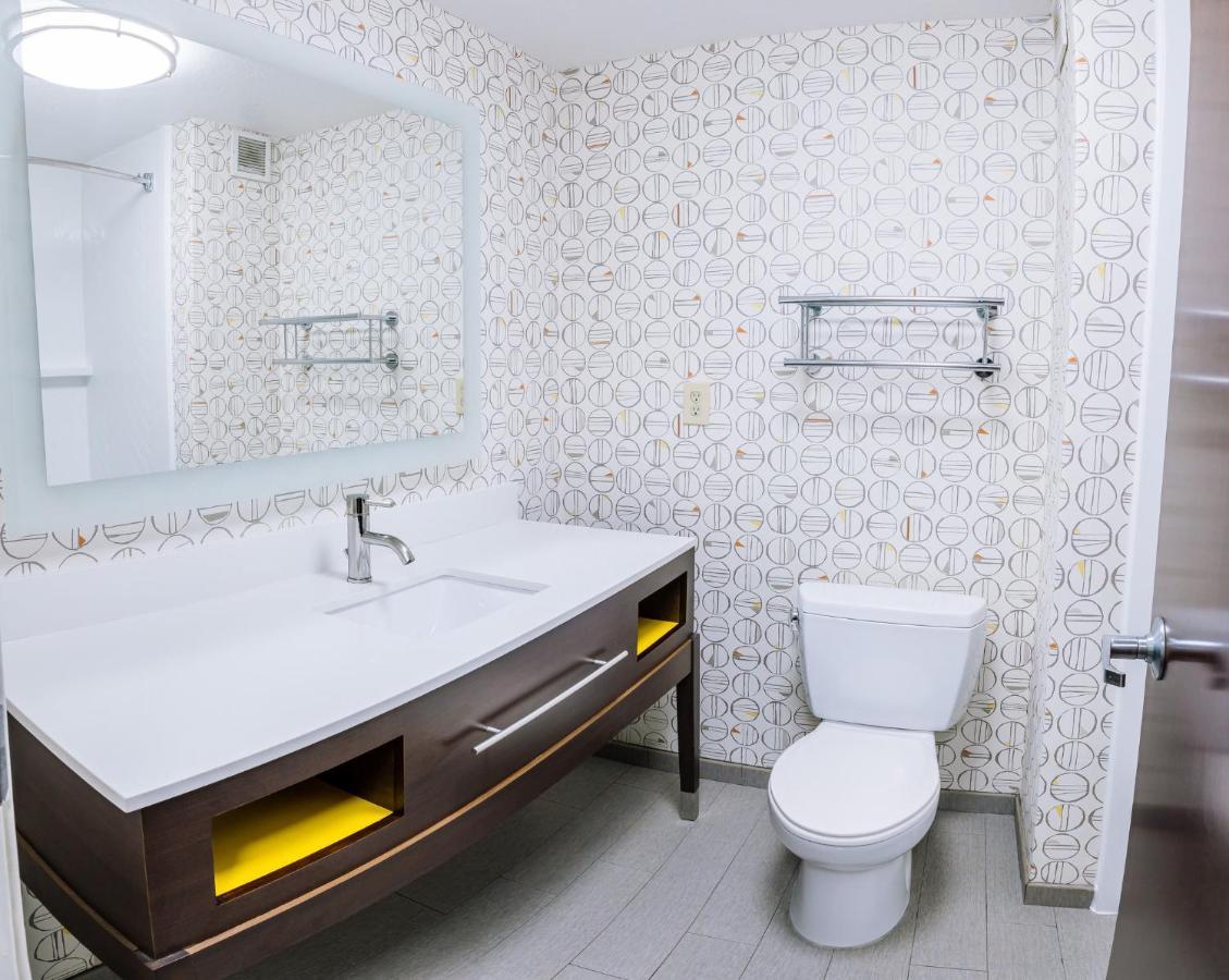 Holiday Inn Hotel & Suites Stockbridge-Atlanta I-75 By Ihg Bagian luar foto